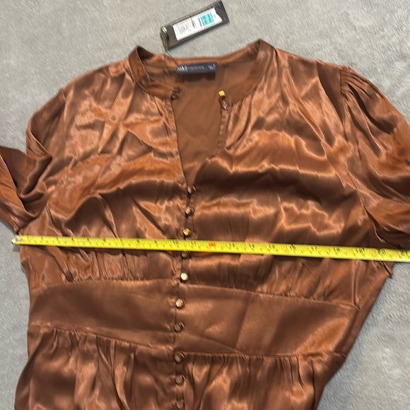 Marc & Spenser collection midaxi satin button down dress in bronse. - Picture 10 of 11